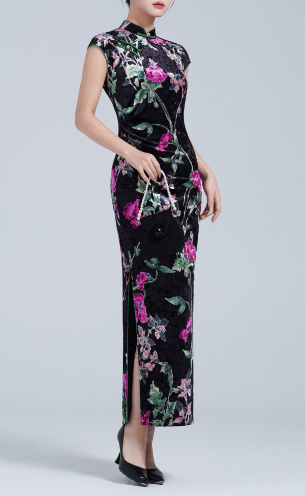 Women’s Crinkle Velvet Cheongsam with Lace Trim - Black Vintage Qipao, Decorative Diagonal Front - Image 3