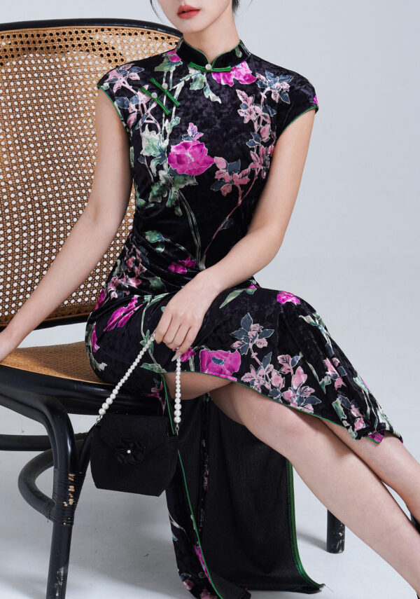 Women’s Crinkle Velvet Cheongsam with Lace Trim - Black Vintage Qipao, Decorative Diagonal Front - Image 7