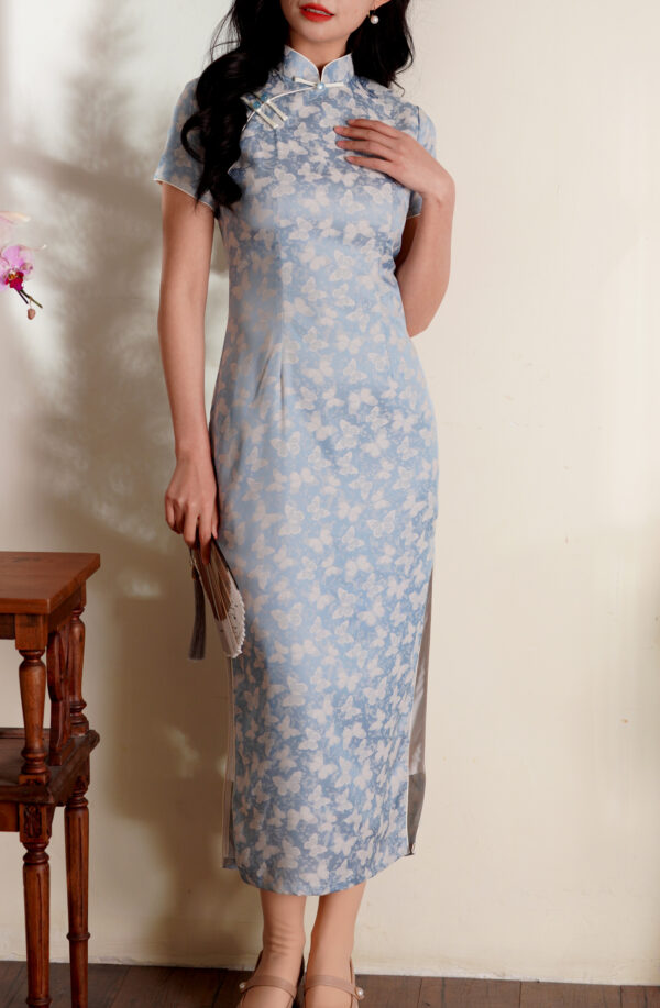Women’s Dusty Blue Qipao Satin Cheongsam with Jacquard Floral and Butterfly Motifs - Image 4