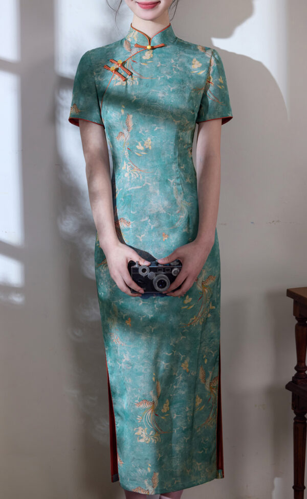 凤凰纹样印花旗袍 - 图片 3