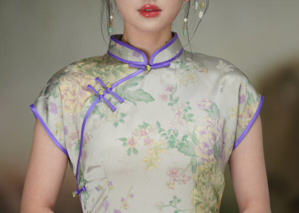Women’s Luxury Peony Jacquard Drop Shoulder Sleeve Cheongsam - Image 4
