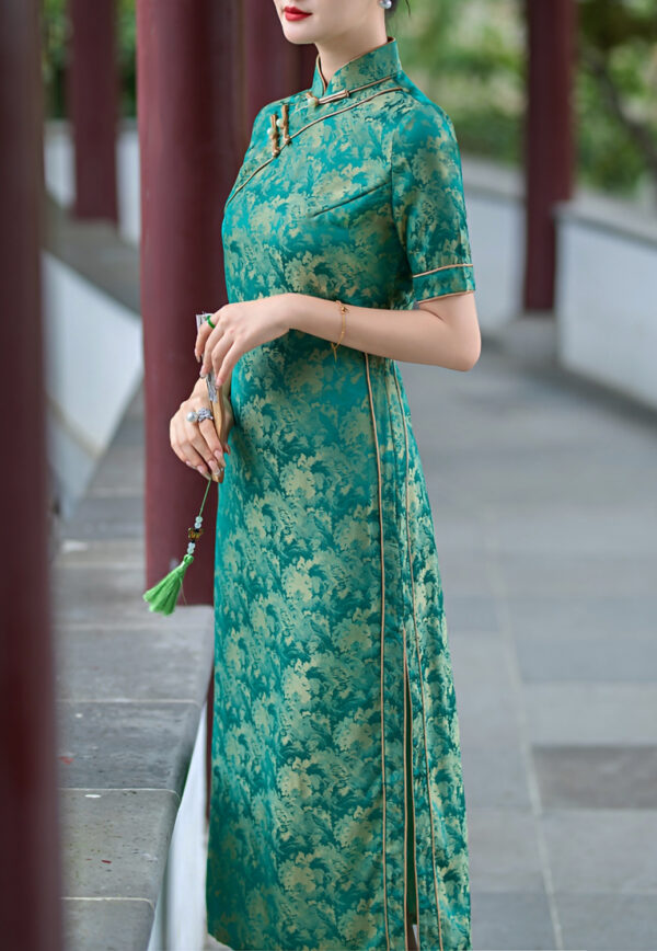 Women’s Emerald Green Traditional Chinese Dress - Image 6